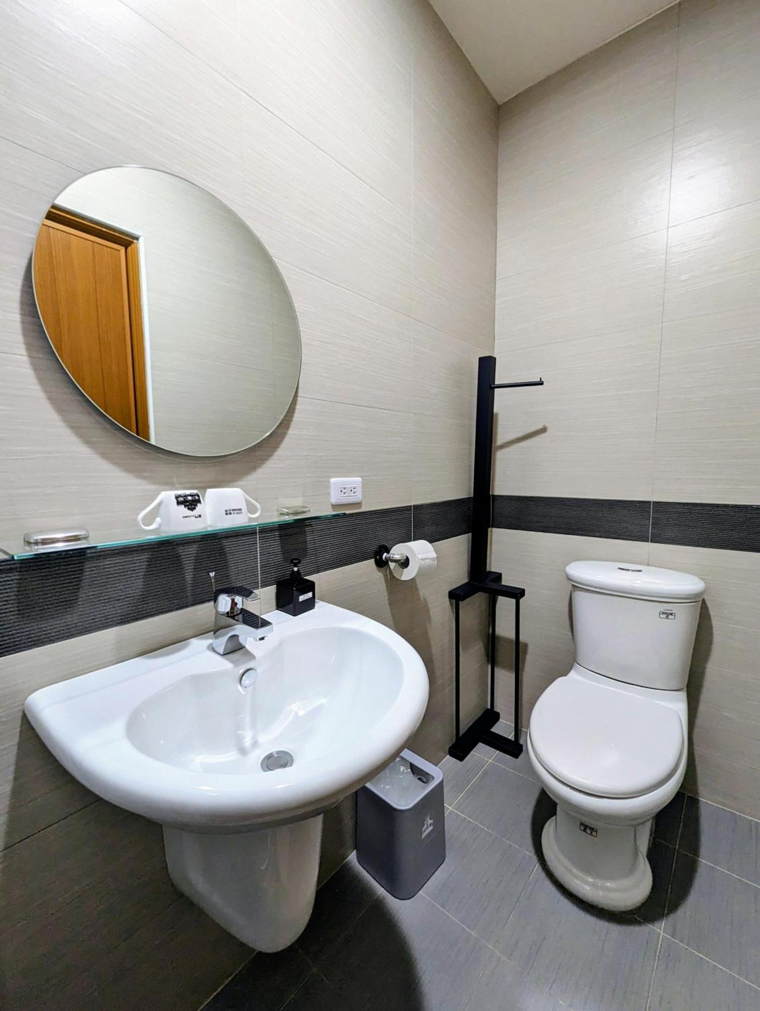 40Inn Backpackers Warehouse Taitung الغرفة الصورة